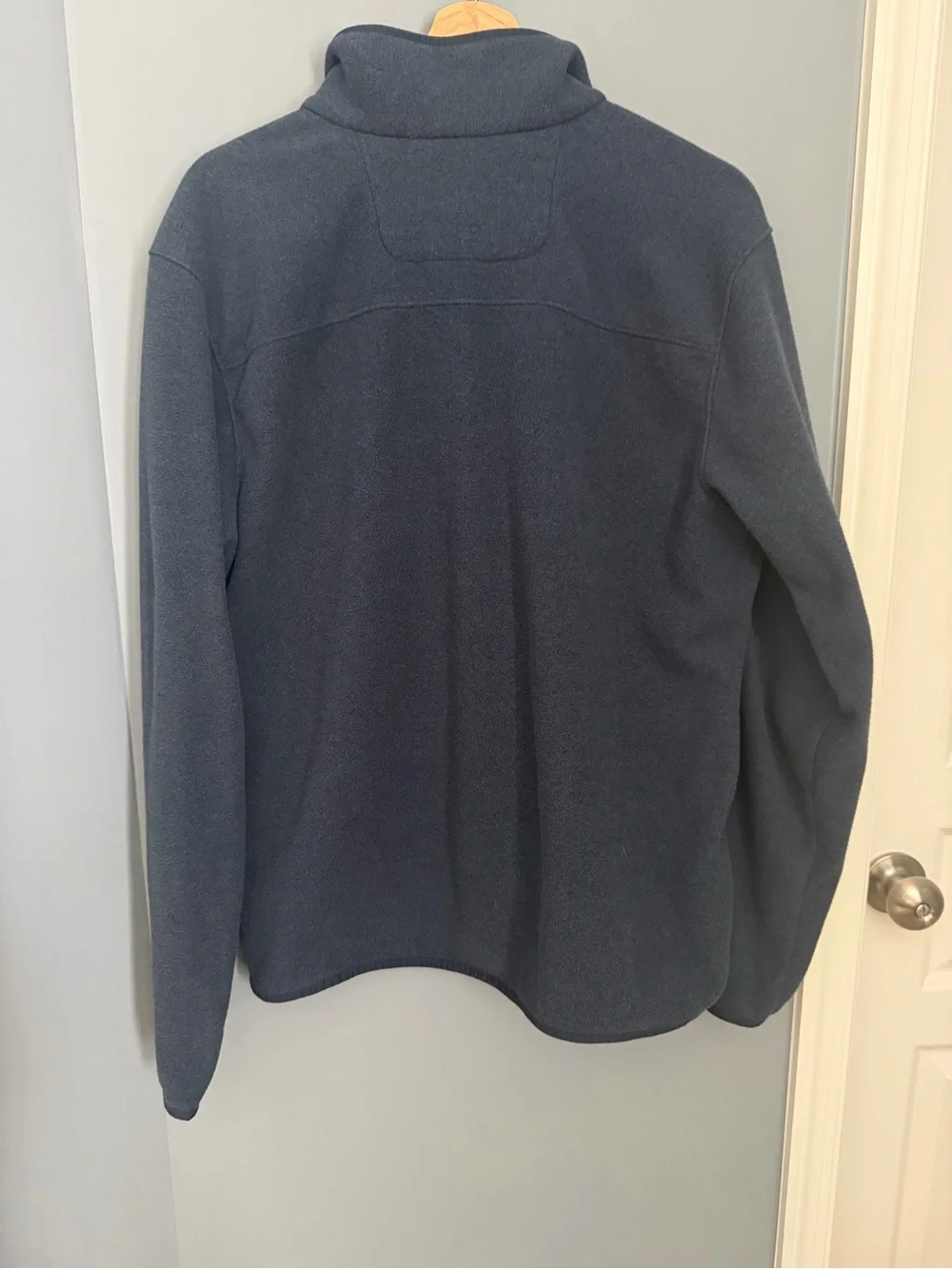 The North Face Men's Dark Navy Quarter-Zip Fleece Pullover